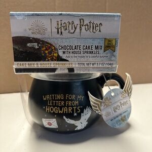 Warner Bros. Harry Potter Chocolate Cake Mix with Black Mug